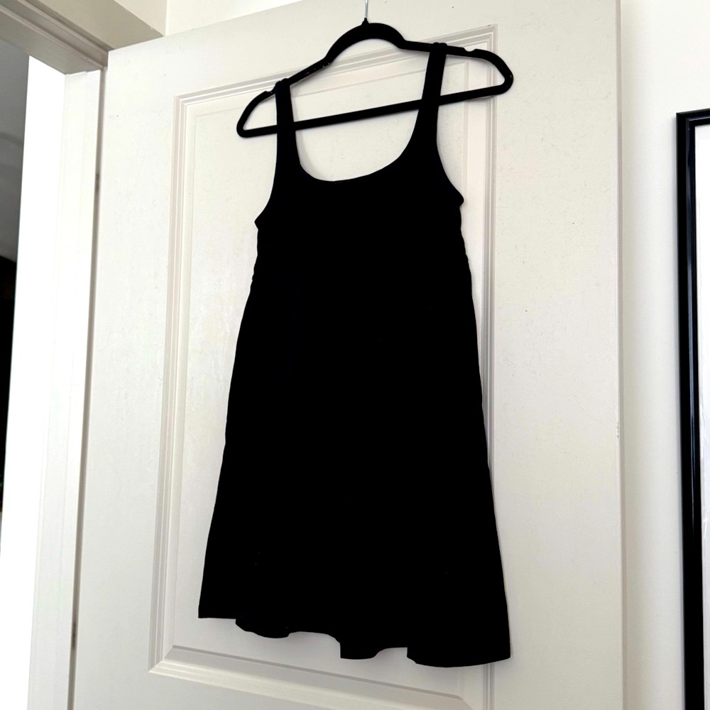 Aritzia Sunday Best Black Dress